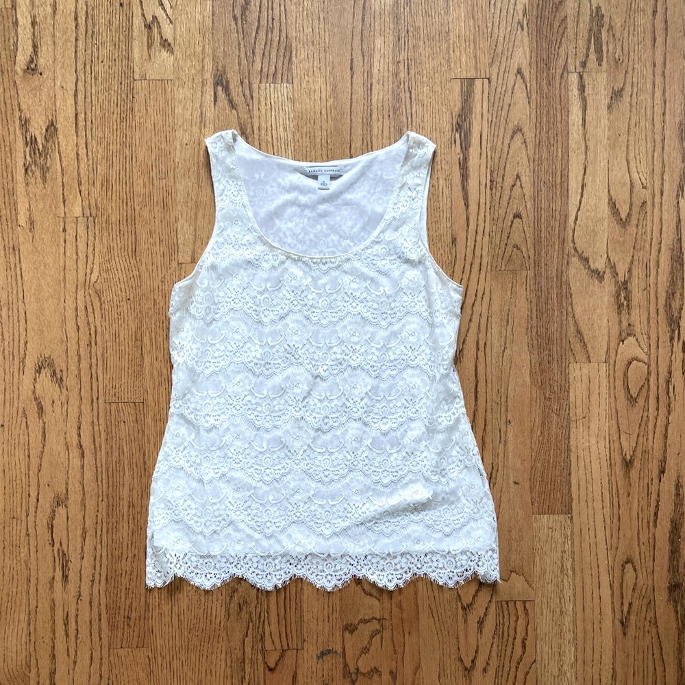 NWOT Banana Republic Lace Tank Size M